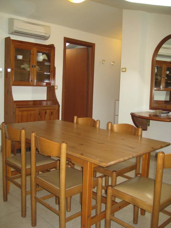 Residence La Villetta Rimini Szoba fotó